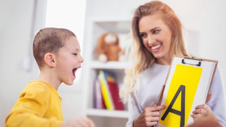 Tips menghindari delay speech pada anak