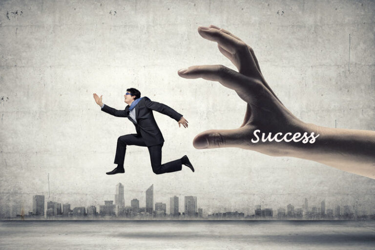 Fear of Success: Ketika Kesukesan Justru Membuat Takut