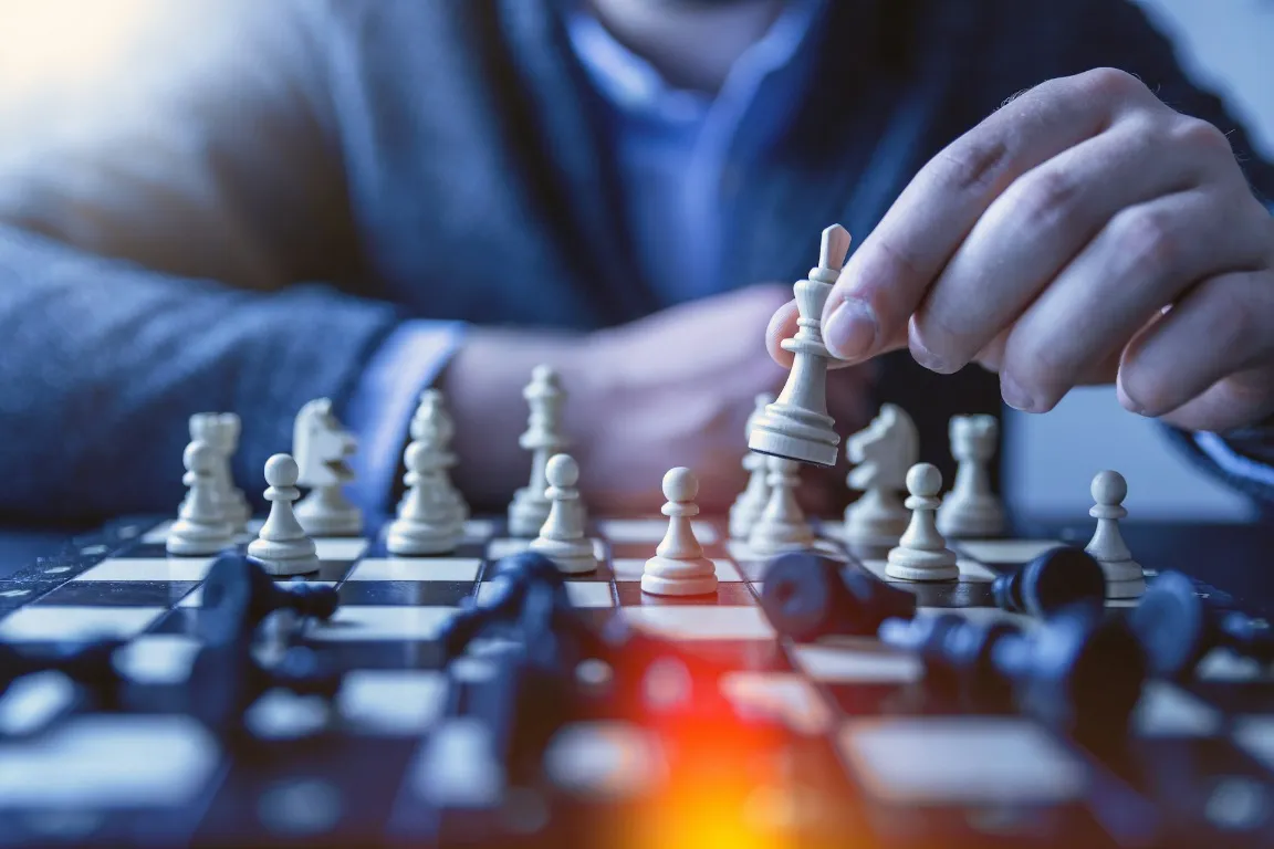 8 Strategi Ilmiah Menghadapi Orang yang Control Freak