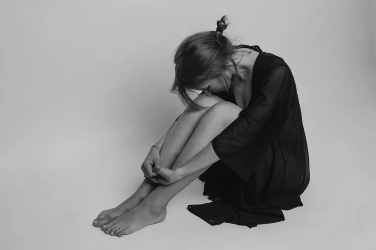 Apa Itu High-Functioning Depression? Tanda dan Gejala yang Sering Tidak Disadari