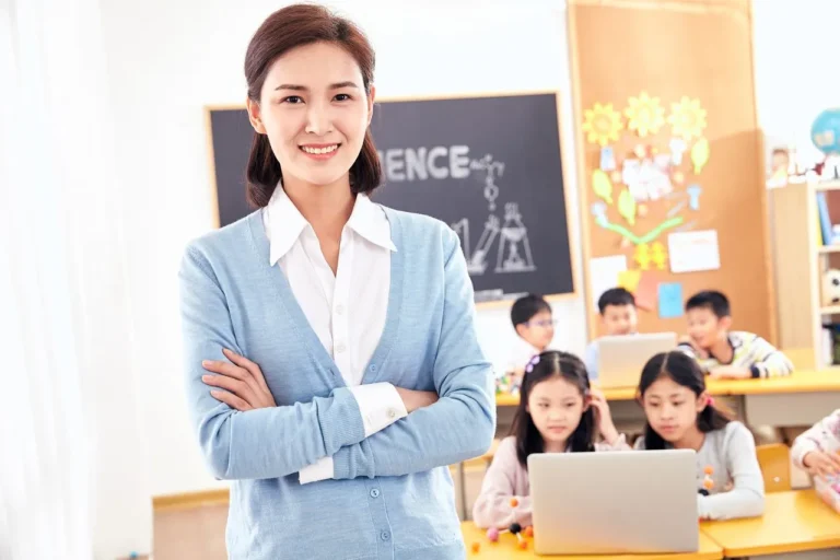 Top 25 Skills yang Dibutuhkan Guru: Panduan Lengkap Menjadi Guru Profesional