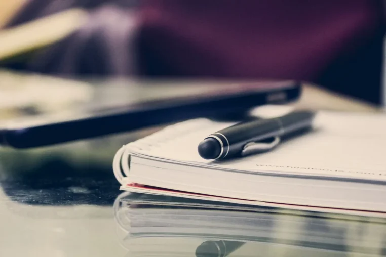 3 Format CV Paling Umum: Kapan Harus Memilih Kronologis, Fungsional, atau Kombinasi