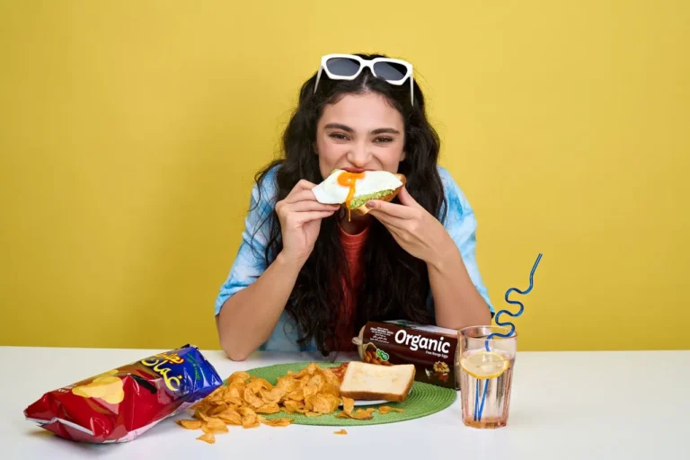 De-Stress Eating: Makanan Terbaik Penurun Kecemasan Menurut Sains dan Pakar Nutrisi